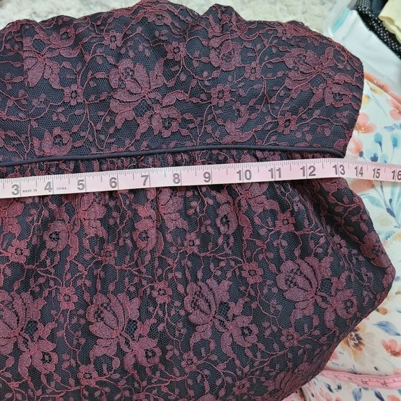 VINTAGE S. HOWARD HIRSH LACE DRESS - Picture 10 of 12